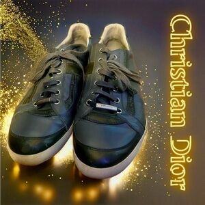 Cer. Authentic Christian Dior Grey Patent Leather  trainers Sneaker Sz 43 (10.5)
